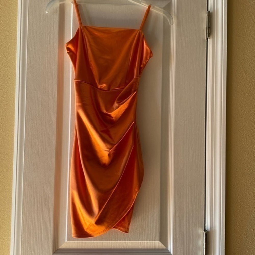 Honey and Rosie XS dress orange - Picture 1 of 4